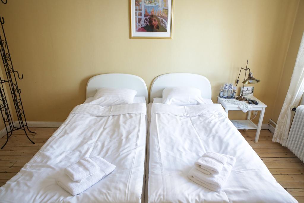 エーケレー Kaggeholms Slott Bed & Breakfast エクステリア 写真